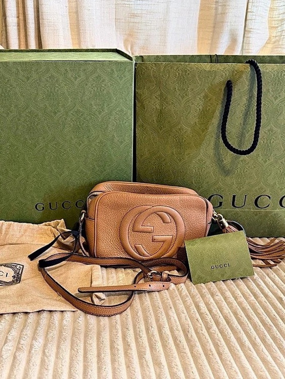 Gucci Soho Disco Bag Leather Crossbody Bag in Brown
